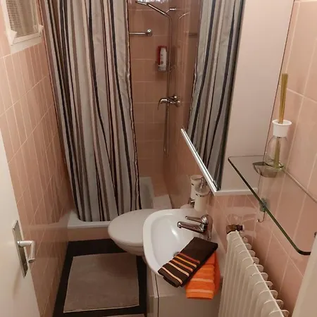 Joli Avec Terrasse Et Vue Exclusivement Pour Non Fumeurs * Belmont-sur-Lausanne