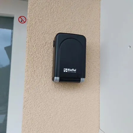 Joli Avec Terrasse Et Vue Exclusivement Pour Non Fumeurs Belmont-sur-Lausanne
