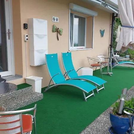 Joli Avec Terrasse Et Vue Exclusivement Pour Non Fumeurs Apartment